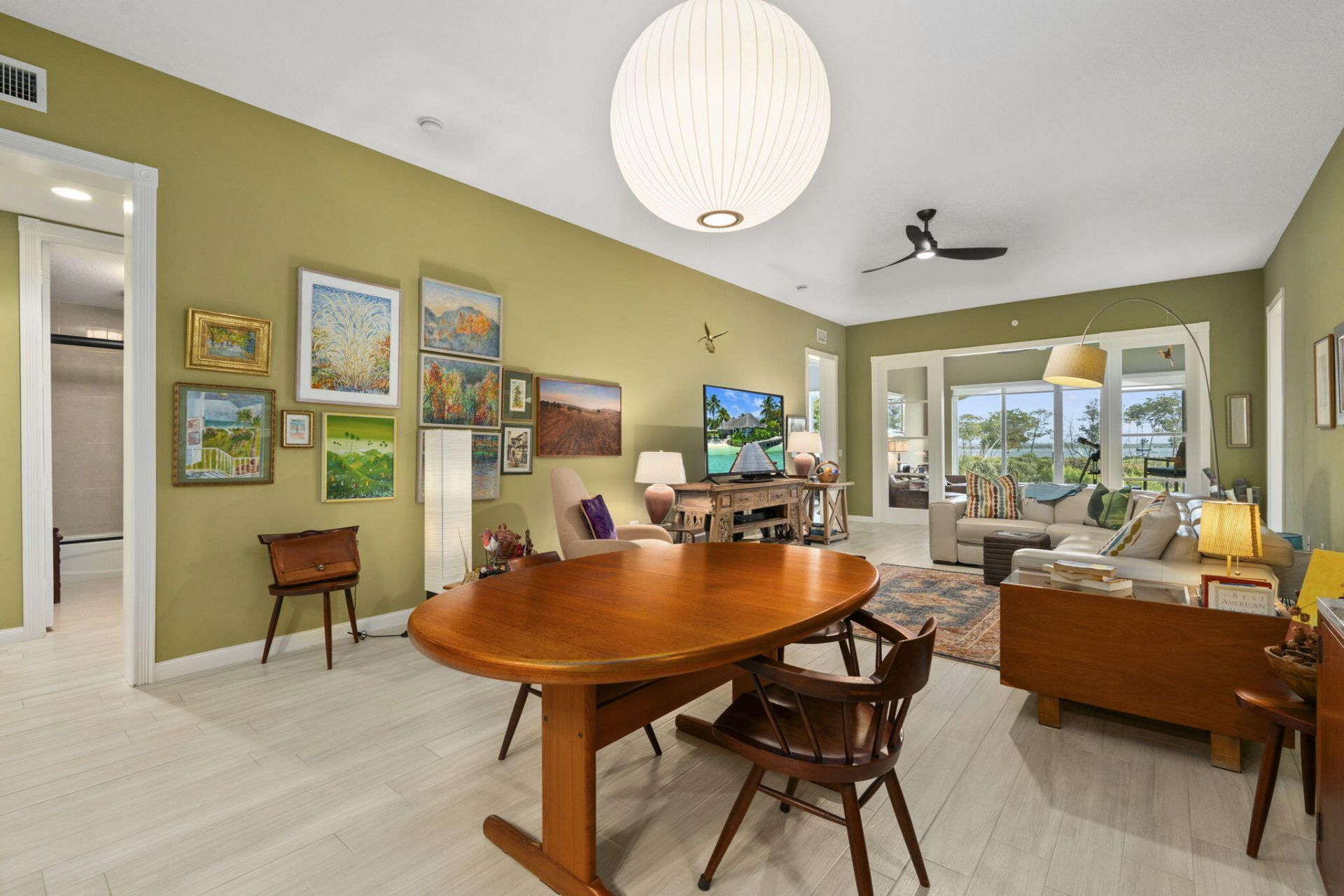 25 Harbour Isle Drive W, Unit 101, Fort Pierce, FL 34949 Photo