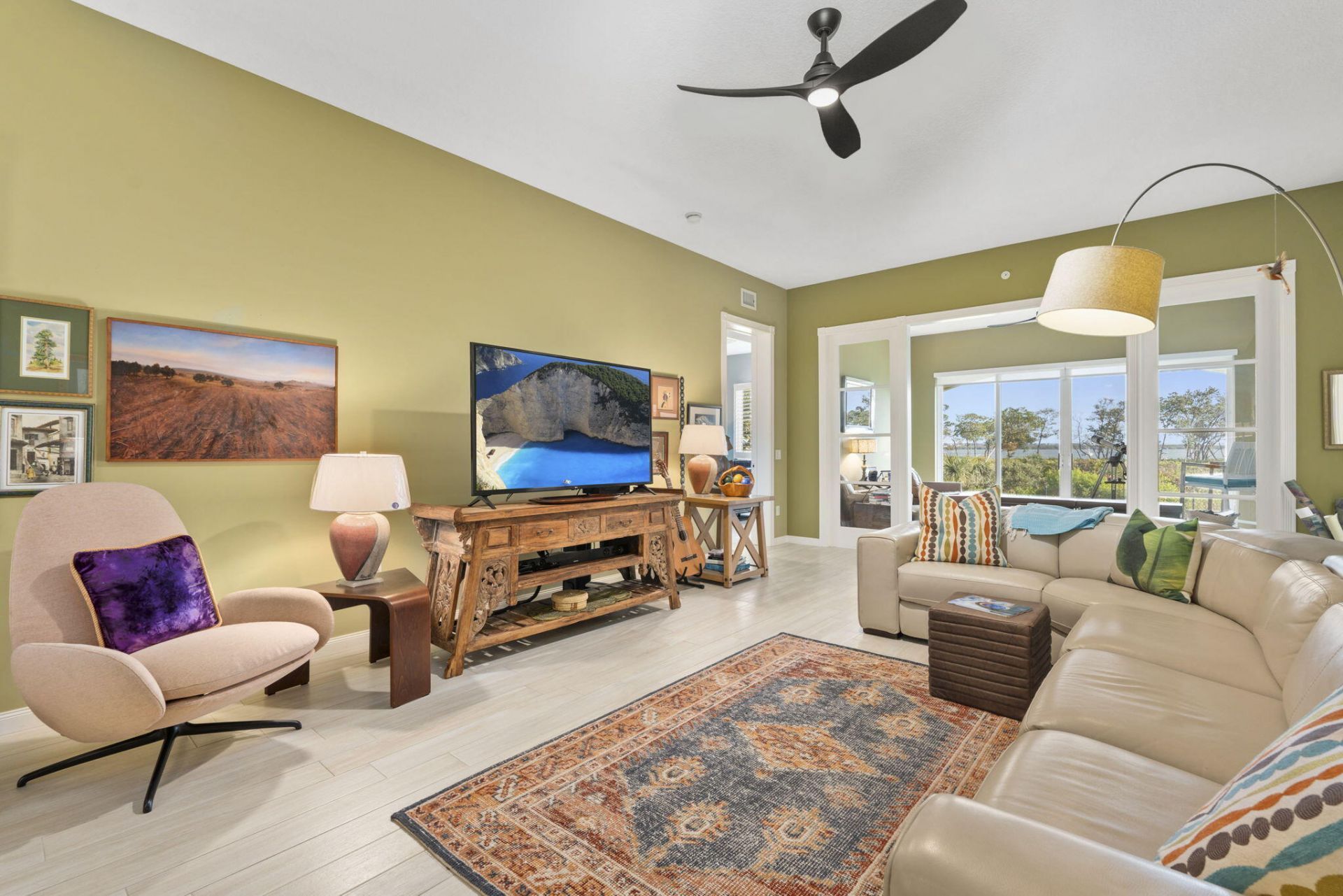 25 Harbour Isle Drive W, Unit 101, Fort Pierce, FL 34949 Photo