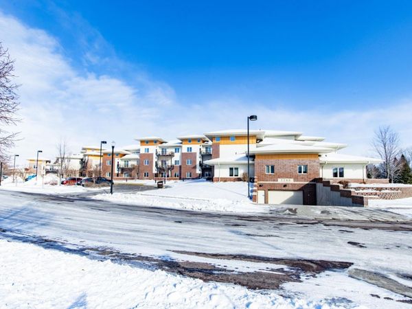 3200 11th Street S, Unit 317, Fargo, ND 58104