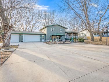 600 Plum Avenue, Windom, MN 56101