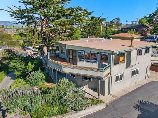 1 Gray Way, Watsonville, CA 95076