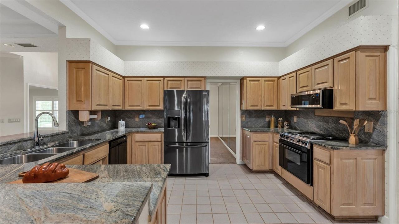 122 W Juliana Way, Auburndale, FL 33823 Photo