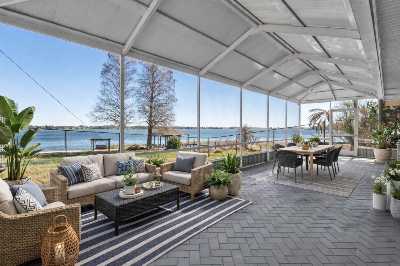 122 W Juliana Way, Auburndale, FL 33823 Photo