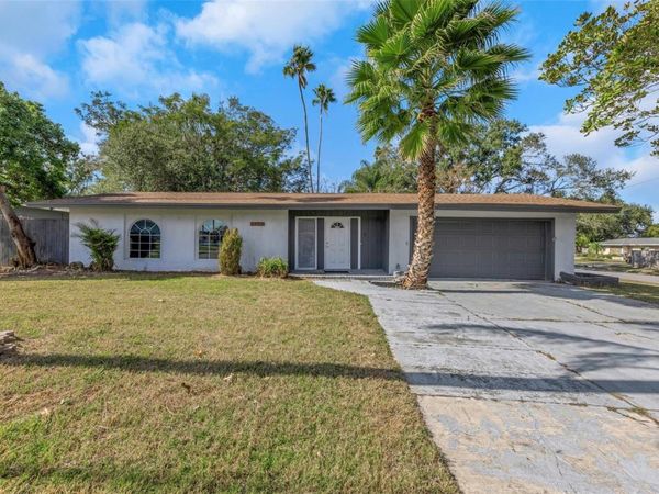 1920 N HIGHLAND AVENUE , CLEARWATER, FL 33755