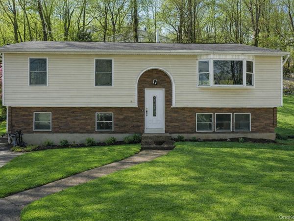 153 S Pascack Road, Nanuet, NY 10954