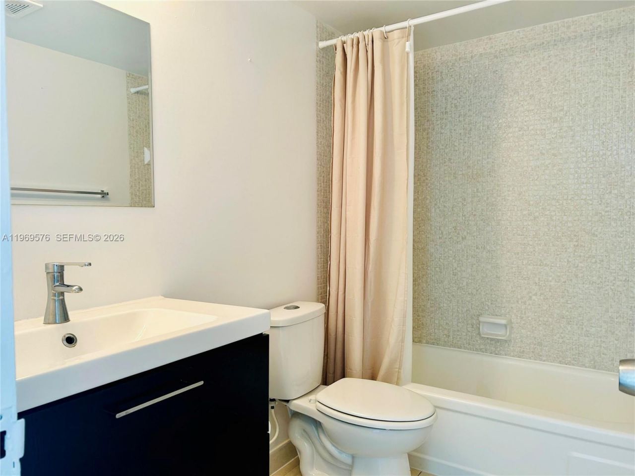 1865 79th St Cswy, Unit 16J, North Bay Village, FL 33141 Photo