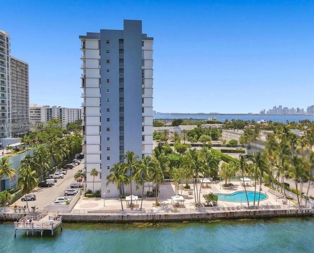 1865 79th St Cswy, Unit 16J, North Bay Village, FL 33141 Photo