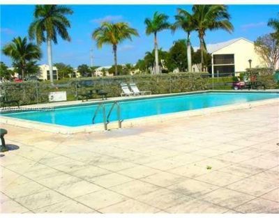 1400 Jefferson Dr, Unit 1400E, Homestead, FL 33034 Photo