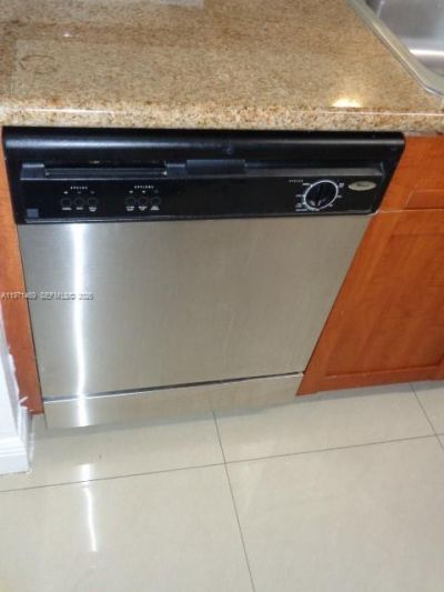 36 NW 6 Ave, Unit 608, Miami, FL 33128 Photo