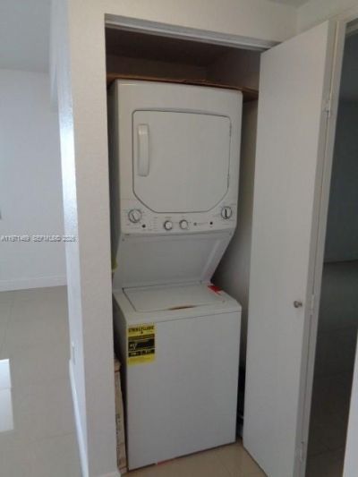 36 NW 6 Ave, Unit 608, Miami, FL 33128 Photo