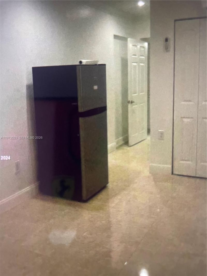 5802 W 2nd Ct, Hialeah, FL 33012 Photo