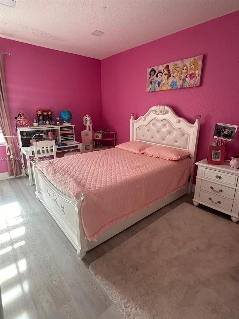 1607 SW 157th Ave, Pembroke Pines, FL 33027 Photo