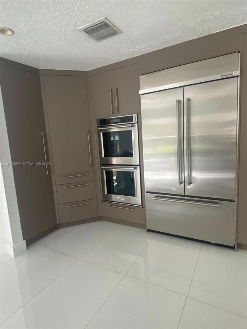 1607 SW 157th Ave, Pembroke Pines, FL 33027 Photo