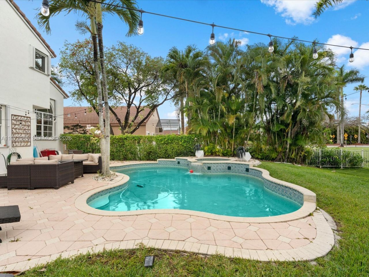1607 SW 157th Ave, Pembroke Pines, FL 33027 Photo