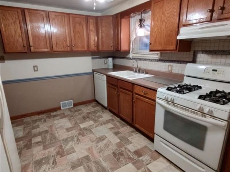 103 S Belle Vista Avenue, Youngstown, OH 44509 Photo 6