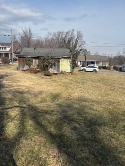 360 Patterson Ave, Rocky Mount, VA 24151 Main Photo