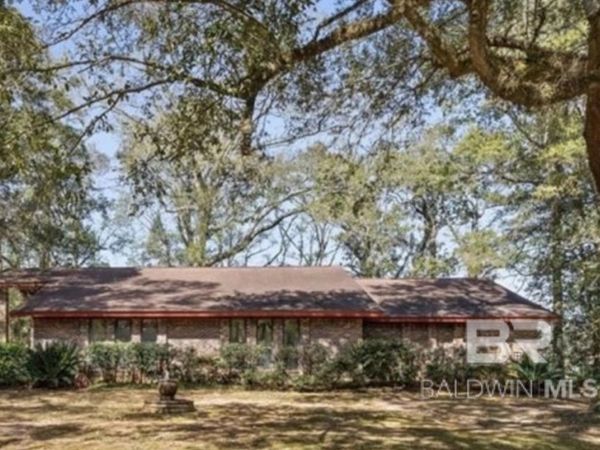12580 King Arthur Drive, Grand Bay, AL 36541