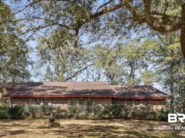 12580 King Arthur Drive, Grand Bay, AL 36541