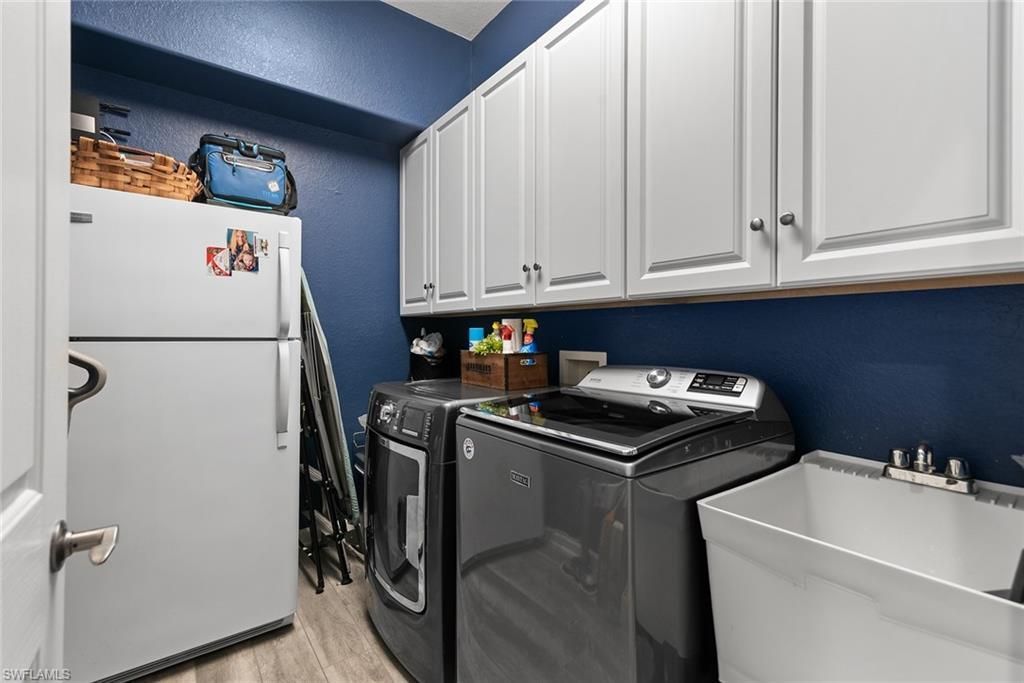 8575 Via Lungomare Cir, Unit 203, Estero, FL 33928 Photo