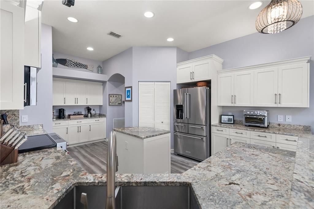 8575 Via Lungomare Cir, Unit 203, Estero, FL 33928 Photo