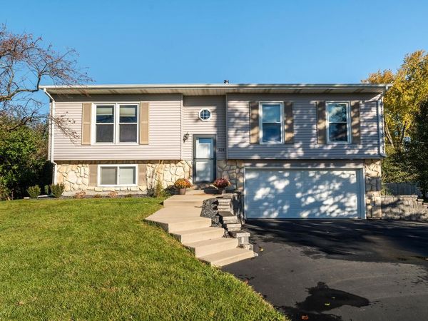 124 E Monroe AVENUE, Hartford, WI 53027