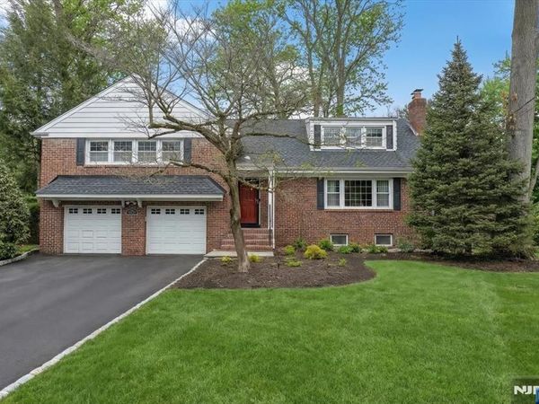 922 Wildwood Road, ORADELL, NJ 07649