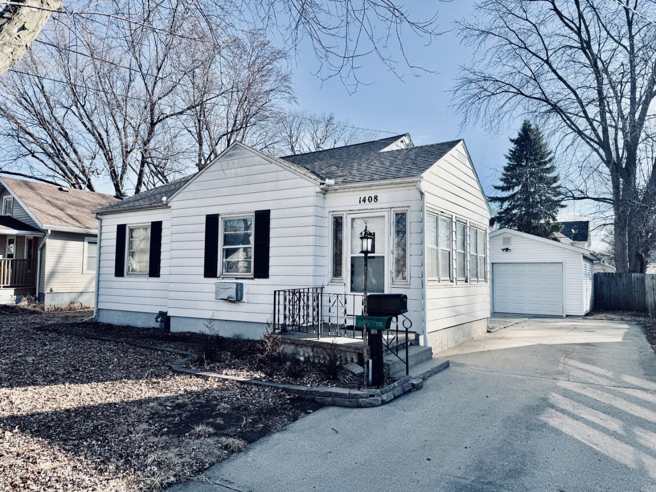 1408 16th Avenue, Sterling, IL 61081 Main Photo