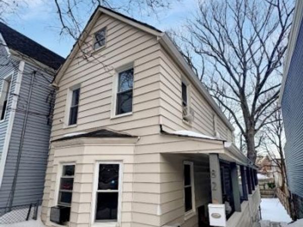 82 Palm St, Newark, NJ 07106