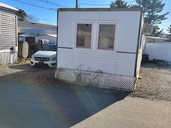 98 Newbury Street, Unit 23B, Danvers, MA 01923