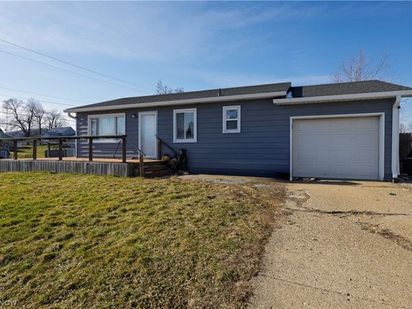 131 E Mill Street, Gnadenhutten, OH 44629