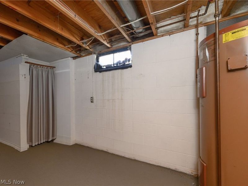 131 E Mill Street, Gnadenhutten, OH 44629 Photo 17