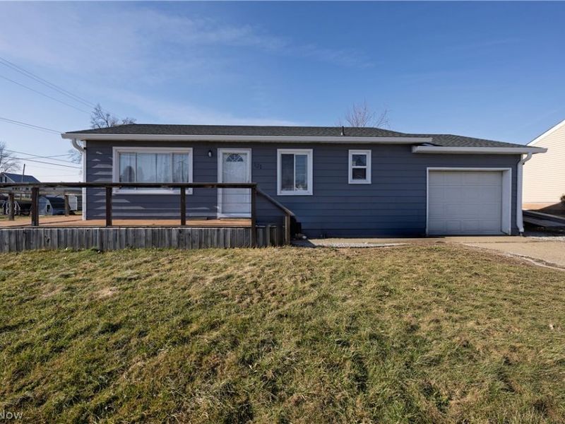 131 E Mill Street, Gnadenhutten, OH 44629 Photo 2