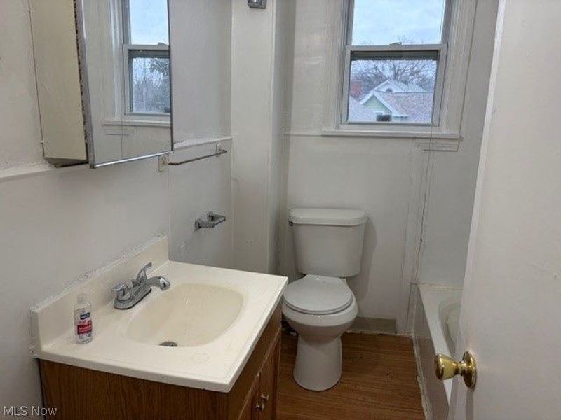 4885 Turney Road, Cleveland, OH 44125 Photo 2