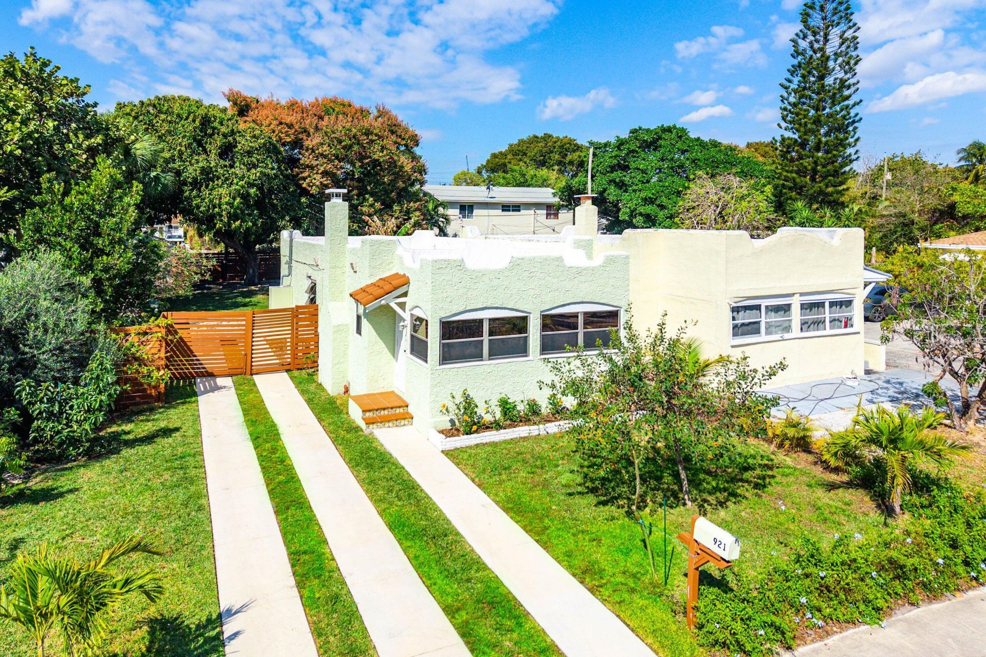 921 S M Street, Lake Worth Beach, FL 33460 Photo