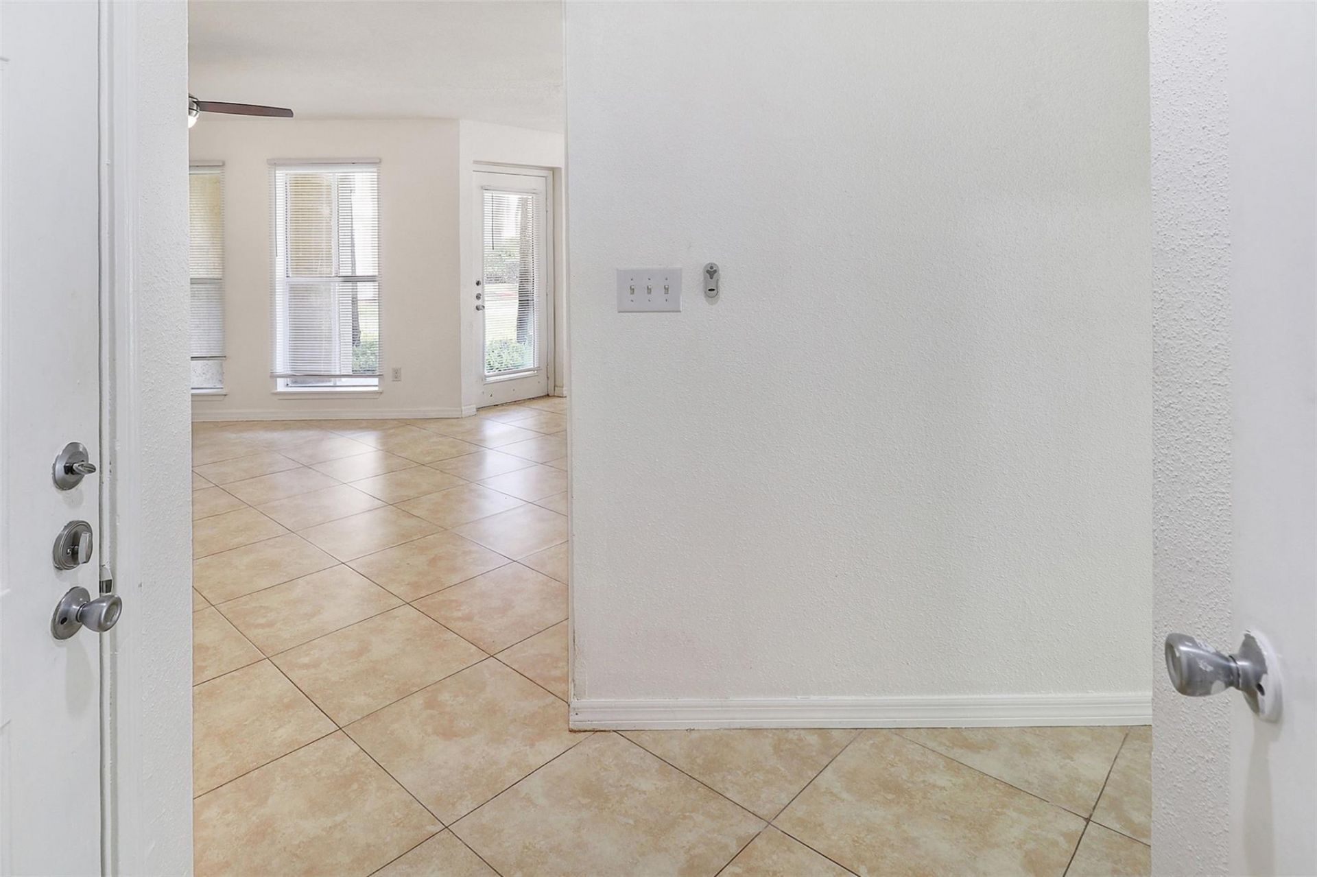 777 Riverside Drive, Unit 1516, Coral Springs, FL 33071 Photo