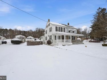 409 ROOSEVELT DRIVE, MAHANOY CITY, PA 17948