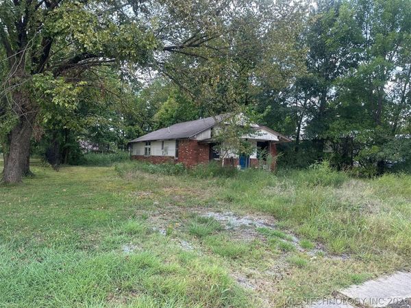 1412 Pennsylvania , Hartshorne, OK 74547