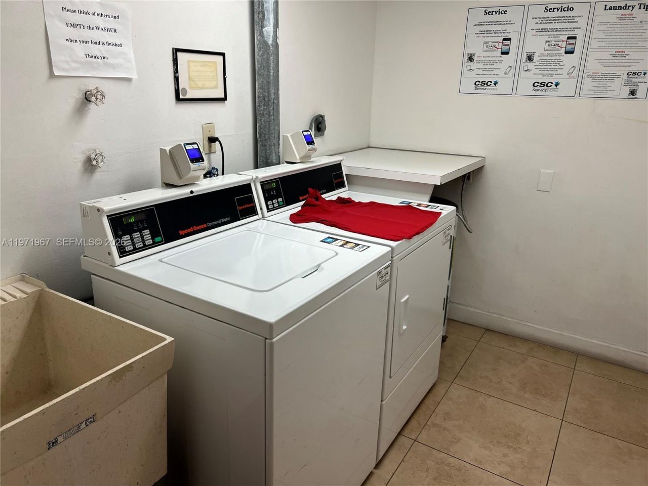 17600 N Bay Rd, Unit N902, Sunny Isles Beach, FL 33160 Photo