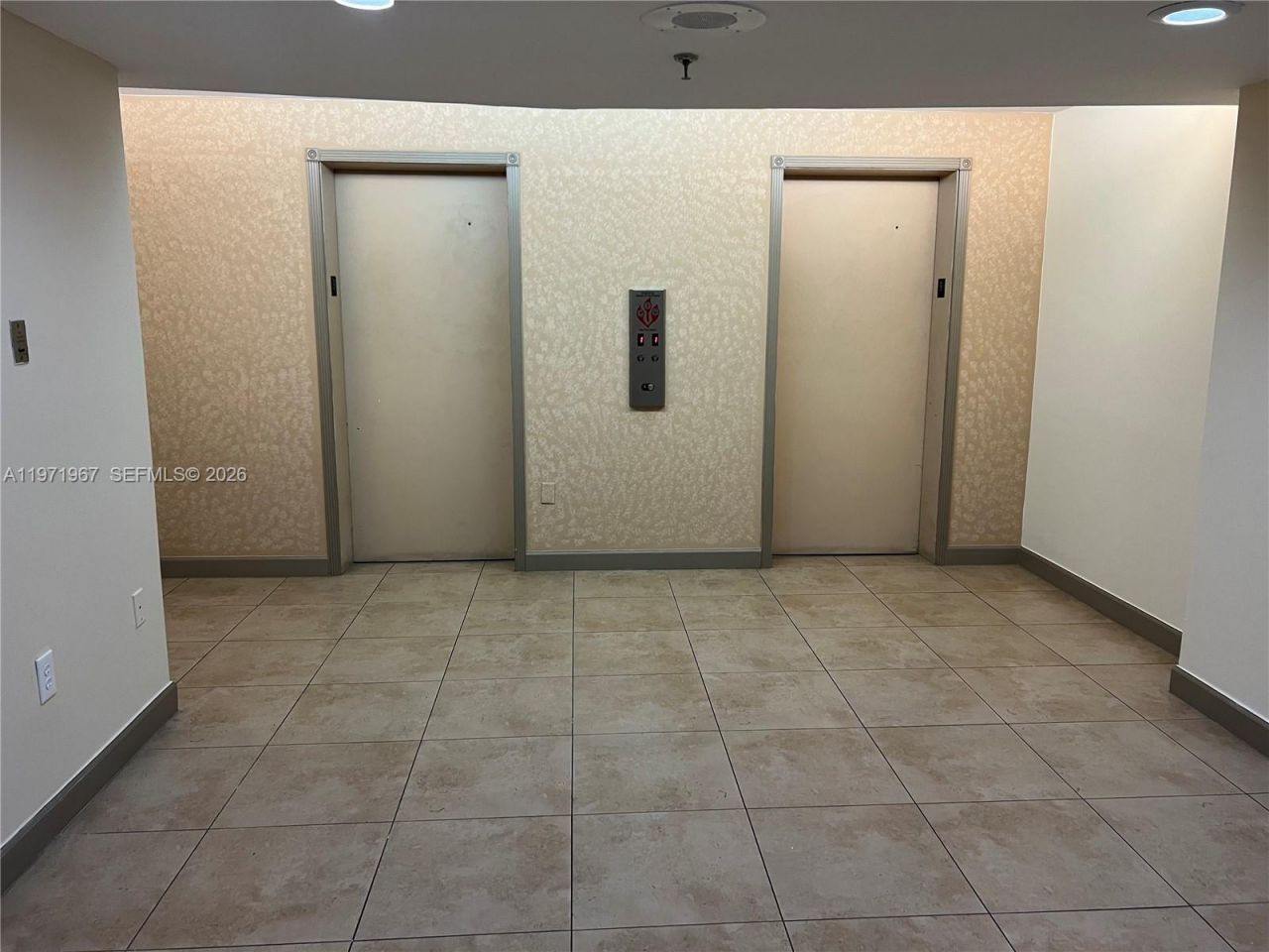 17600 N Bay Rd, Unit N902, Sunny Isles Beach, FL 33160 Photo