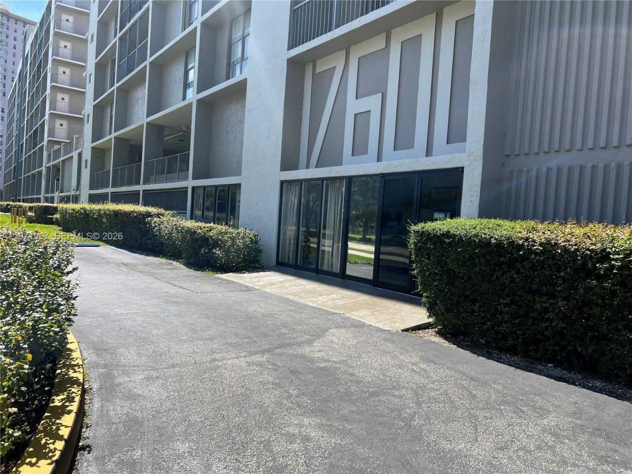 17600 N Bay Rd, Unit N902, Sunny Isles Beach, FL 33160 Photo