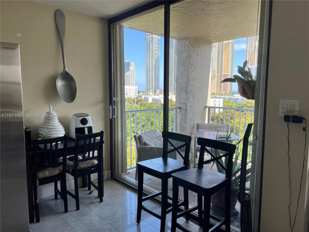 17600 N Bay Rd, Unit N902, Sunny Isles Beach, FL 33160 Photo