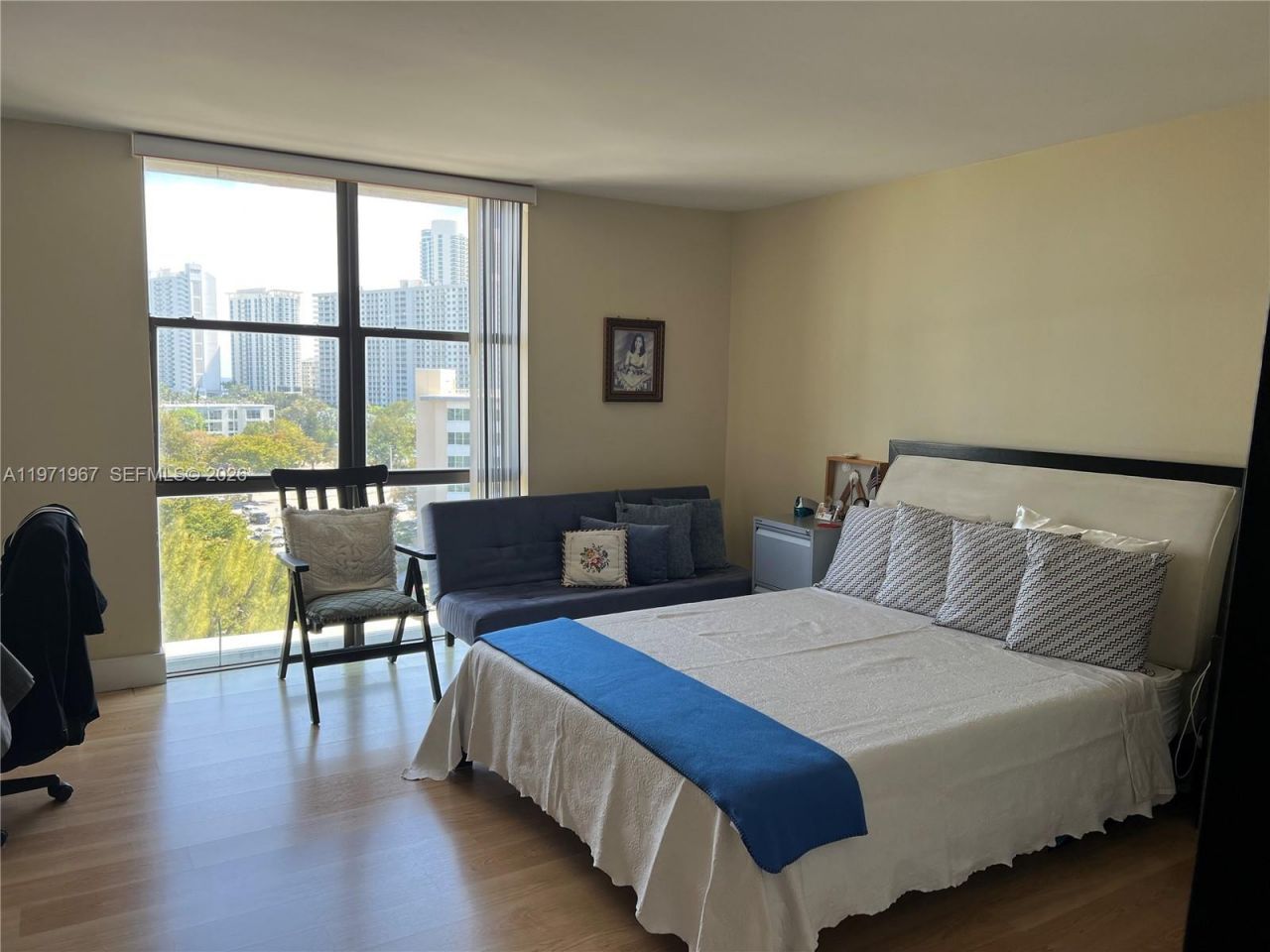 17600 N Bay Rd, Unit N902, Sunny Isles Beach, FL 33160 Photo