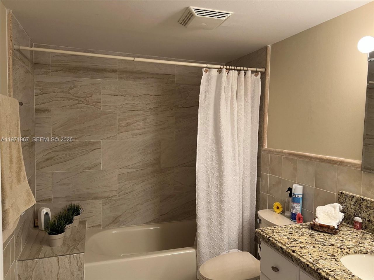 17600 N Bay Rd, Unit N902, Sunny Isles Beach, FL 33160 Photo