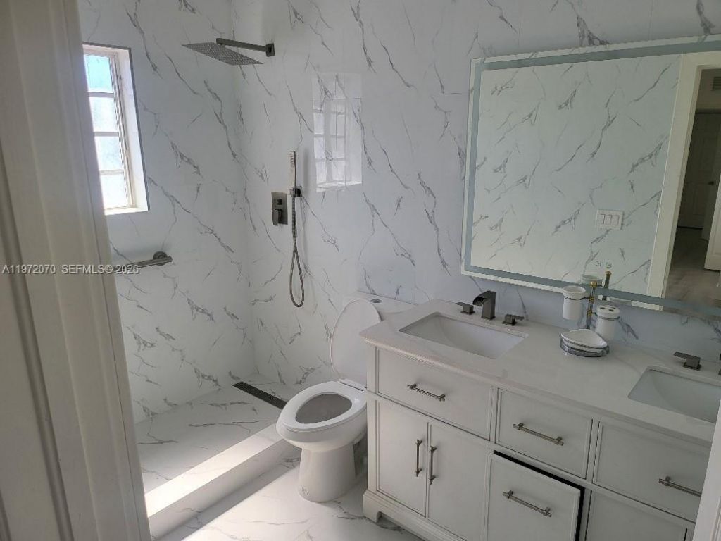 15843 SW 139th St , Miami, FL 33196 Photo