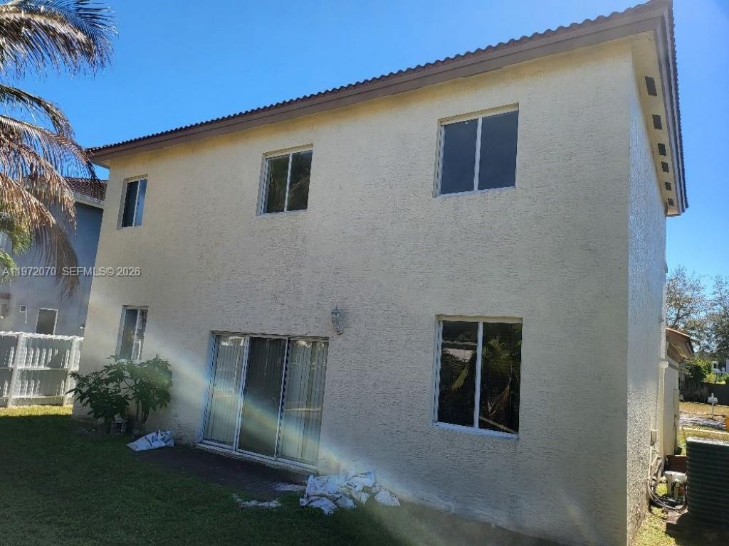 15843 SW 139th St , Miami, FL 33196 Photo