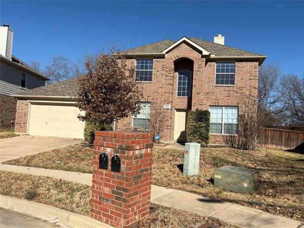 5017 Carrotwood Drive, Fort Worth, TX 76244