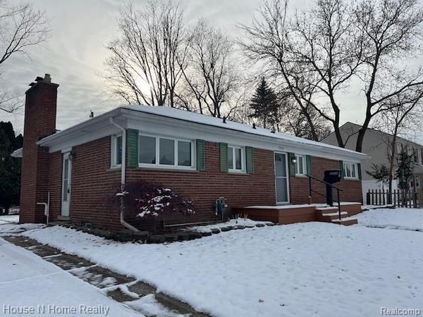 2500 E Hudson Avenue, Royal Oak, MI 48067