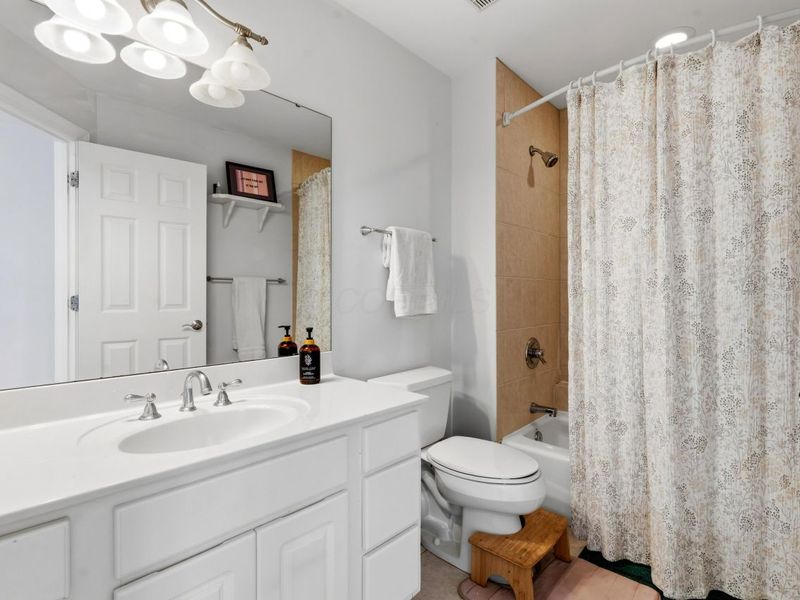 1005 Arabian Run Drive , Clarksville, OH 45113 Photo 47