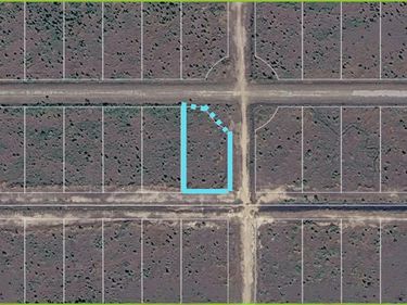 413 CALLIANDRA DRIVE, INDIAN LAKE ESTATES, FL 33855