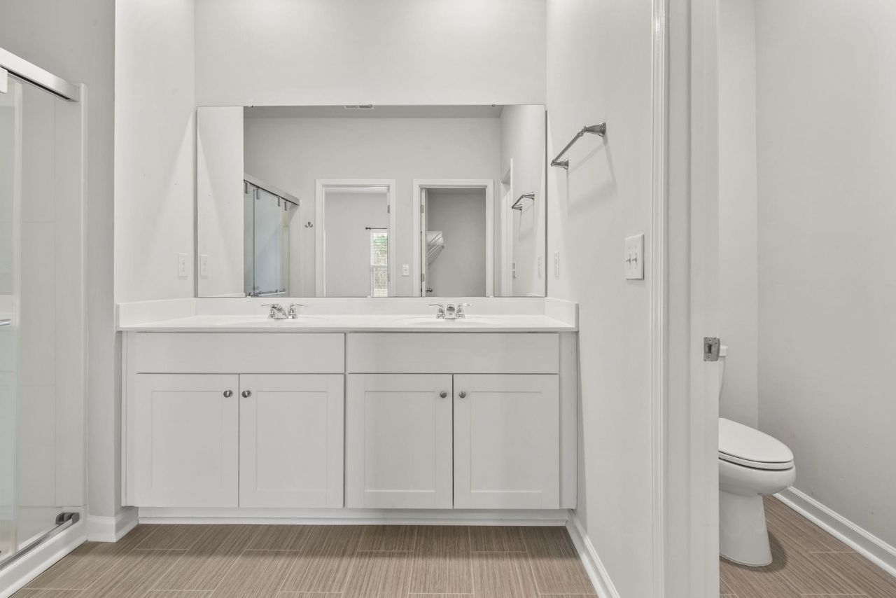 1058 Tibetan St. Photo 26